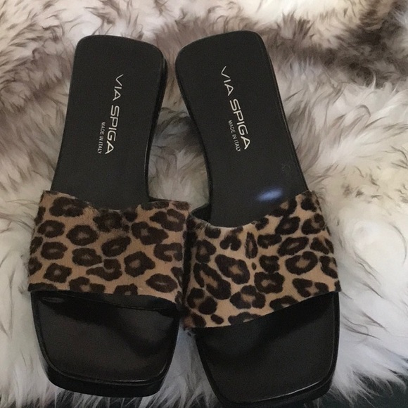 NWOB Via Spiga Italian Designer Haircalf leather Lucite Wedge 8M - Picture 11 of 11